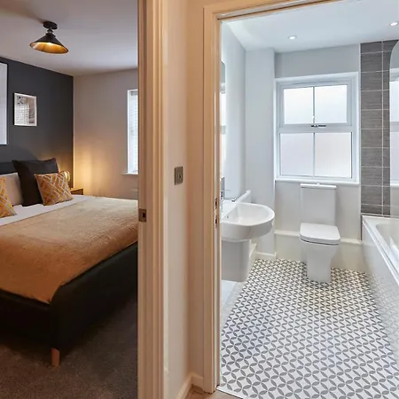 Host & - Shipwrights 公寓 惠特比