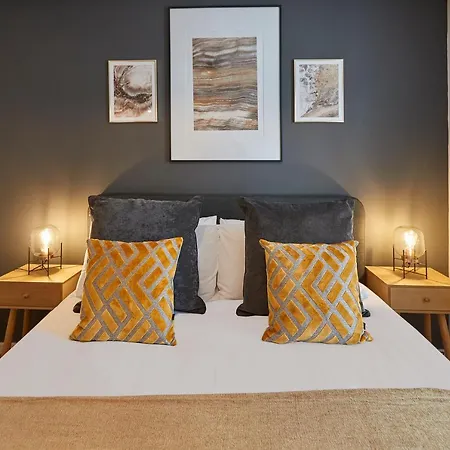 Host & - Shipwrights * 휫비